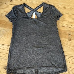 Lululemon s/s criss cross back top NWOT